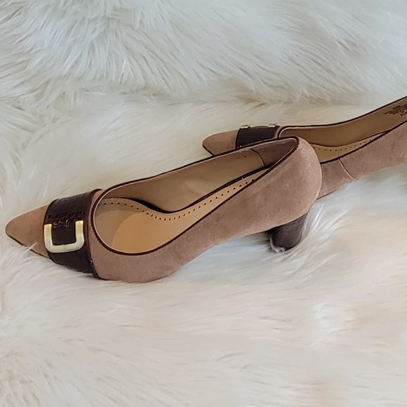 ADRIENNE VITTADINI Women's Nanna Buckle Block Heel Pointed Toe Suede Shoes 8.5 - Picture 12 of 13